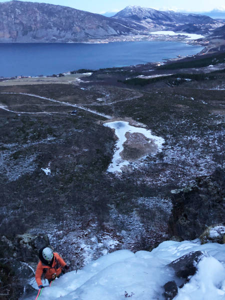 Oscar M. Dramsdahl topper ut på ruta Ballespreng ved Harstad. Foto: Christian Dramsdahl