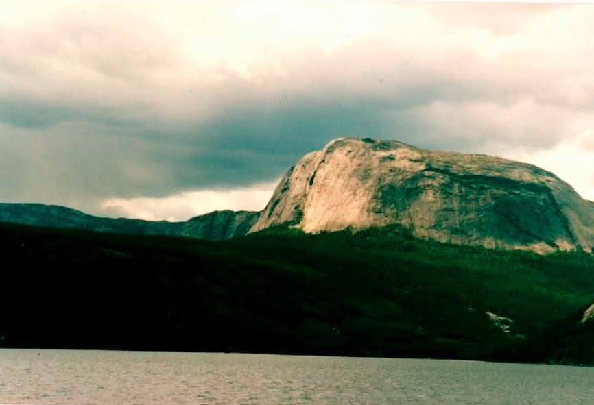Vakre Hægefjell. Foto: Arne Larsen