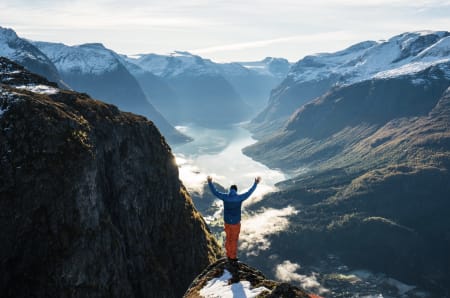 Utsikt fra Hoven, toppen der Skyliften tar deg opp. Foto: Bård Basberg