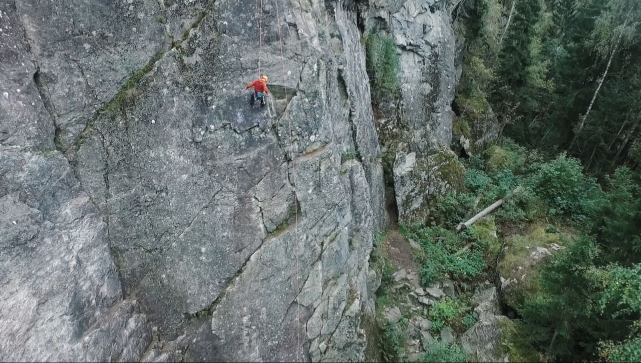 VÆR VARSOM: Fjellet «lever» og mennesker kan gjøre feil. Klatreskolen ser på hvordan du kan få bedre marginer når du klatrer.